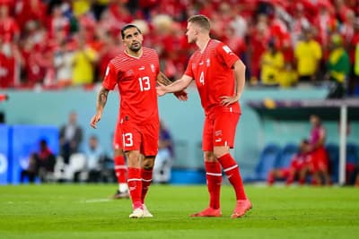 Suisse-Canada : un duel pour la tête du groupe