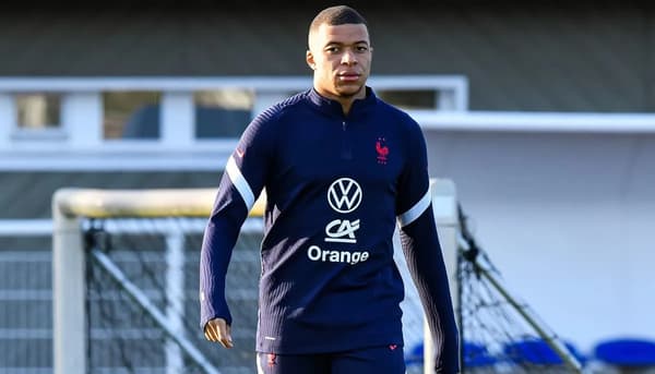Mbappé face à la Suède : le capitaine entre en scène