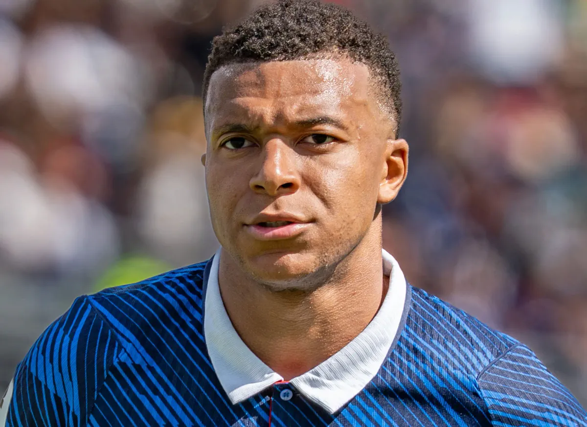 Kylian Mbappé en tête du classement des buteurs du Mondial 2026 avant les finales (Wikimedia)